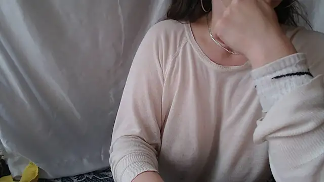 Burberrry  online show from 05/14/26, 03:20