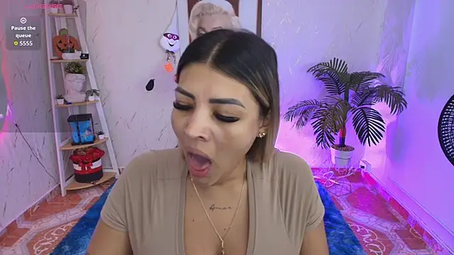 SALOOMEE   online show from 01/17/26, 12:09