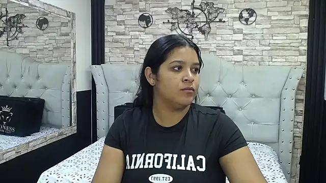 Snapshot of sia_cavad chatting on 10/01/25, 12:31 sia cavad online show from 10/01/25, 12:31