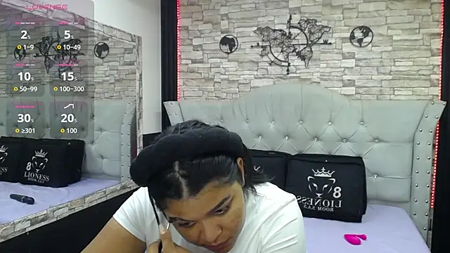 Snapshot of sia_cavad chatting on 10/10/25, 01:01 sia cavad online show from 10/10/25, 01:01