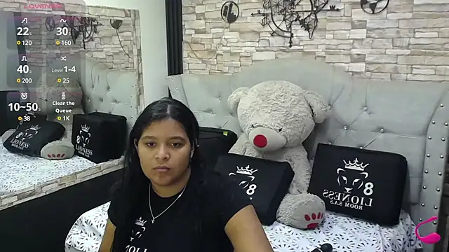Snapshot of sia_cavad chatting on 03/18/25, 12:28 sia cavad online show from 03/18/25, 12:28