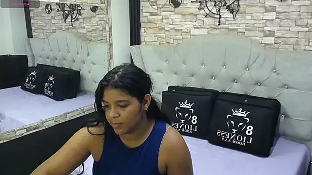 Snapshot of sia_cavad chatting on 03/04/25, 12:33 sia cavad online show from 03/04/25, 12:33