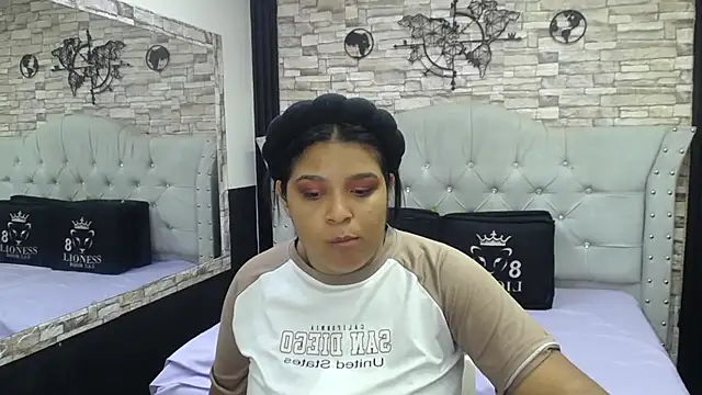 Snapshot of sia_cavad chatting on 10/09/25, 01:11 sia cavad online show from 10/09/25, 01:11