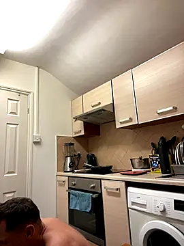 Snapshot of Yourhotboy_42 chatting on 12/15/25, 08:14 Yourhotboy 42 online show from 12/15/25, 08:14