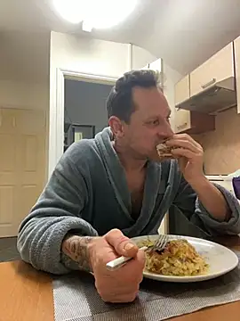 Snapshot of Yourhotboy_42 chatting on 02/05/25, 11:39 Yourhotboy 42 online show from 02/05/25, 11:39