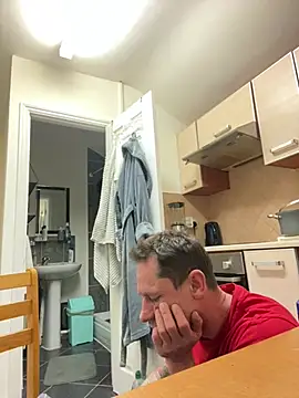 Snapshot of Yourhotboy_42 chatting on 03/13/25, 07:28 Yourhotboy 42 online show from 03/13/25, 07:28