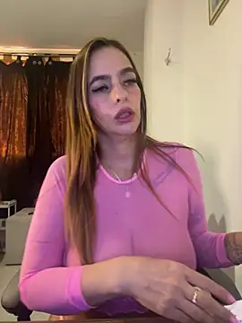 Snapshot of Alessandra_Schmoll chatting on 06/10/26, 04:08 Alessandra Schmoll online show from 06/10/26, 04:08