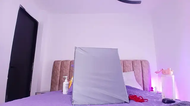 diane di online show from 11/15/25, 07:18