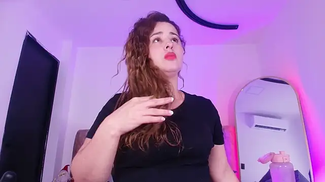 diane di online show from 12/03/25, 07:13