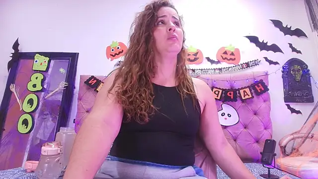 diane di online show from 10/30/25, 07:11