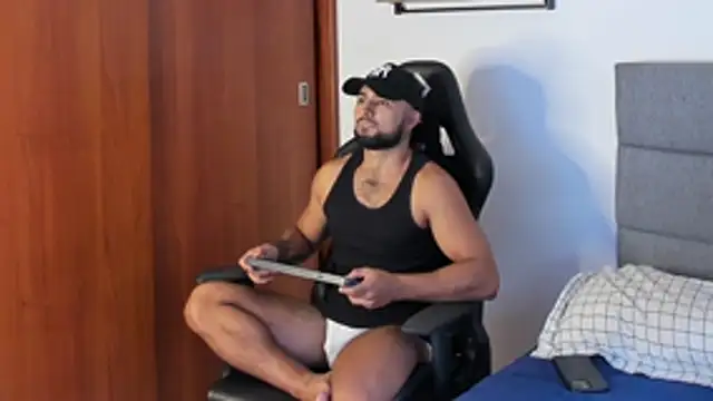 ethaanjones online show from 11/24/25, 08:20