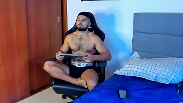 ethaanjones online show from 12/15/25, 02:34