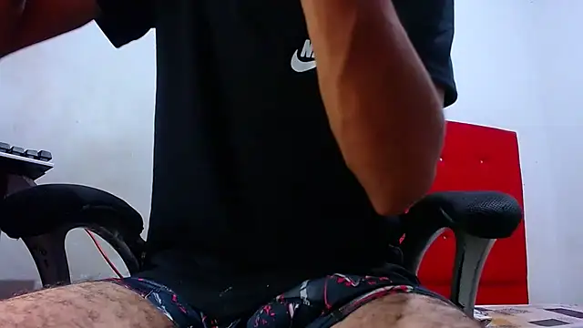 Snapshot of jarley_joker3 chatting on 11/25/25, 06:25 jarley joker3 online show from 11/25/25, 06:25