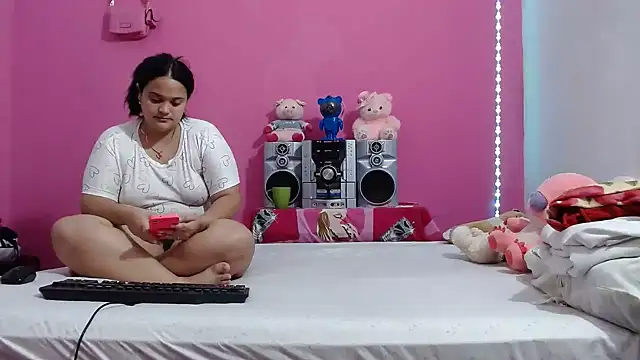 brunnette hot online show from 07/09/26, 10:59