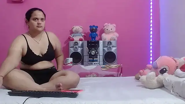 brunnette hot online show from 07/10/26, 01:55