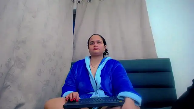 brunnette hot online show from 03/11/26, 10:53