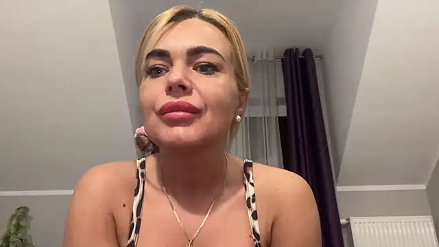DESIREjenny online show from 01/25/25, 09:15