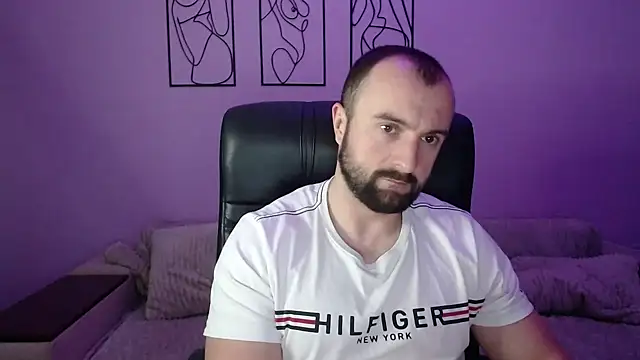 brindlefly6969 online show from 12/22/25, 11:32