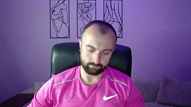 Snapshot of brindlefly6969 chatting on 10/31/25, 12:13 brindlefly6969 online show from 10/31/25, 12:13