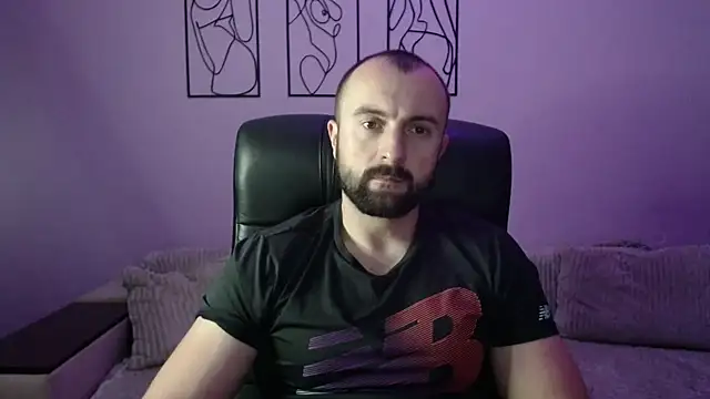 Snapshot of brindlefly6969 chatting on 11/06/25, 11:47 brindlefly6969 online show from 11/06/25, 11:47