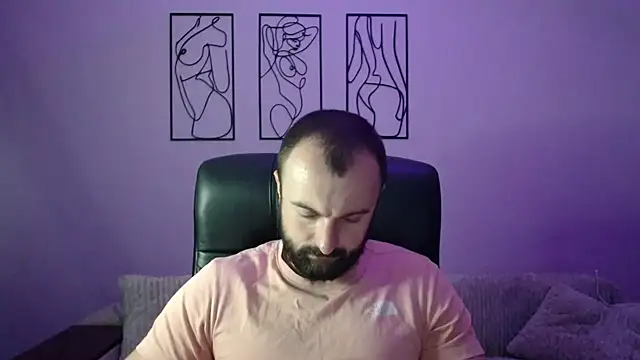 Snapshot of brindlefly6969 chatting on 10/21/25, 10:25 brindlefly6969 online show from 10/21/25, 10:25