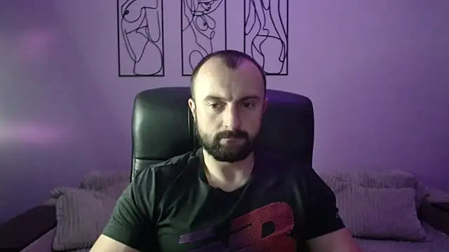 Snapshot of brindlefly6969 chatting on 11/12/25, 12:20 brindlefly6969 online show from 11/12/25, 12:20