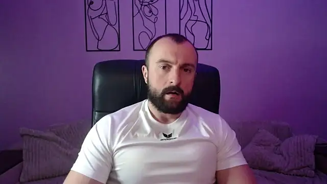 brindlefly6969 online show from 04/14/26, 10:42