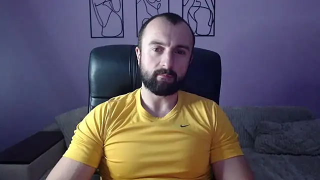 Snapshot of brindlefly6969 chatting on 11/27/25, 11:54 brindlefly6969 online show from 11/27/25, 11:54