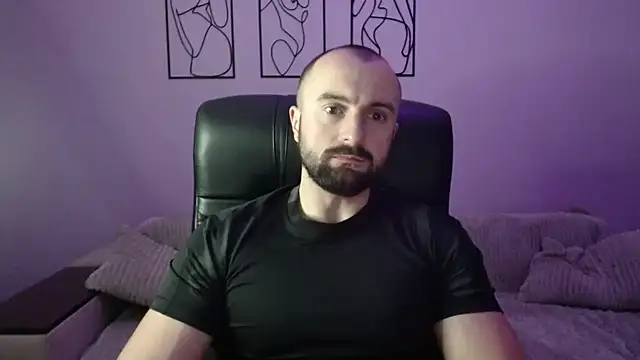 Snapshot of brindlefly6969 chatting on 12/05/25, 11:42 brindlefly6969 online show from 12/05/25, 11:42