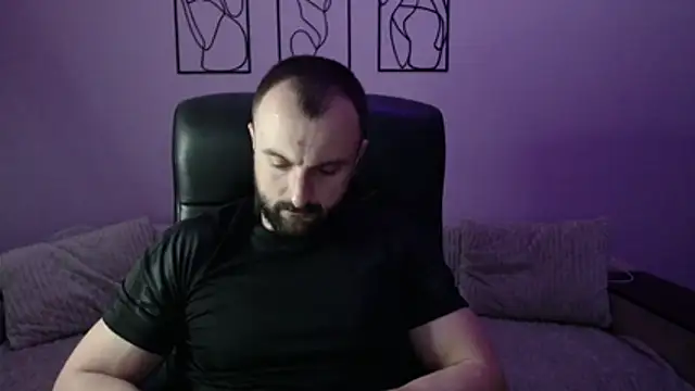 brindlefly6969 online show from 04/04/26, 10:44