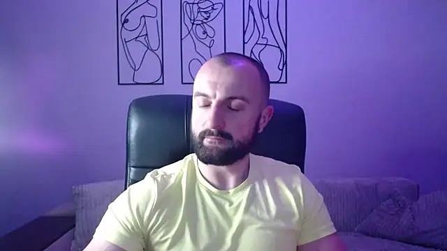 Snapshot of brindlefly6969 chatting on 12/02/25, 11:45 brindlefly6969 online show from 12/02/25, 11:45