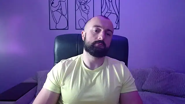 Snapshot of brindlefly6969 chatting on 10/25/25, 10:36 brindlefly6969 online show from 10/25/25, 10:36