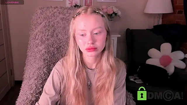 MalenaErnman online show from 02/22/26, 10:39