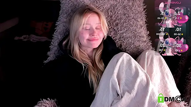 MalenaErnman online show from 02/09/25, 02:29