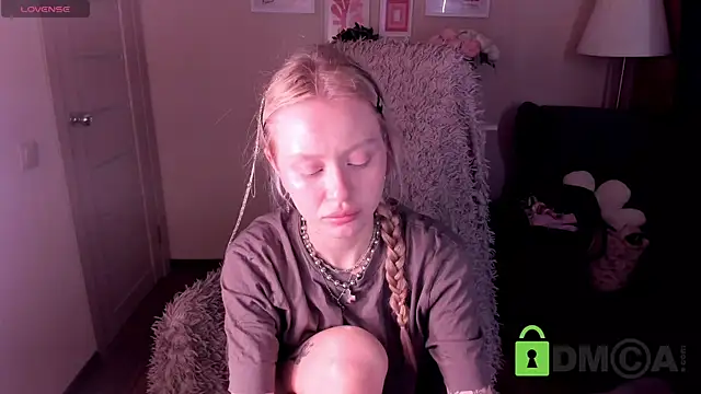 MalenaErnman online show from 02/10/26, 10:47