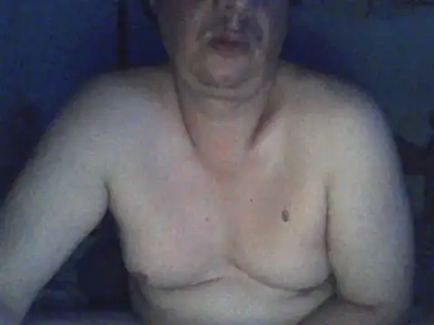 Snapshot of gaby9797 chatting on 12/20/25, 10:29 gaby9797 online show from 12/20/25, 10:29