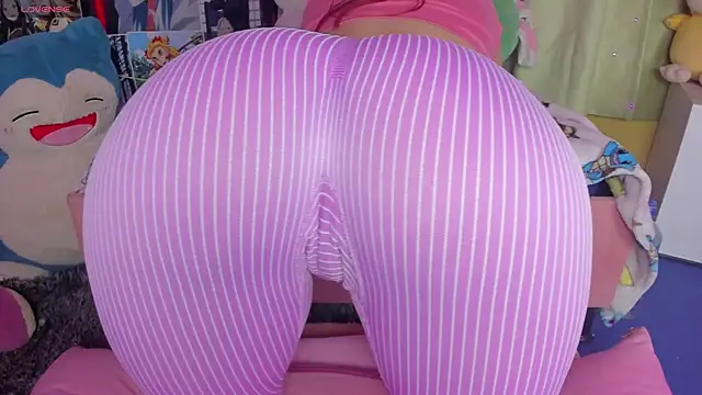 bonnie moon online show from 12/17/25, 03:55