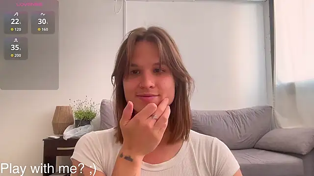 Your Hand In mine online show from 10/25/25, 05:02