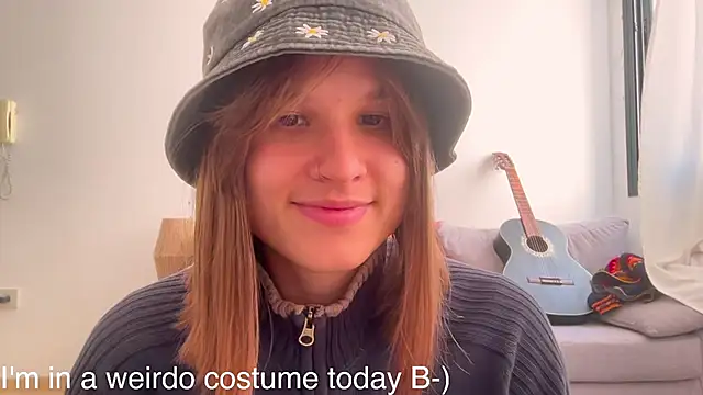 Your Hand In mine online show from 10/31/25, 04:58