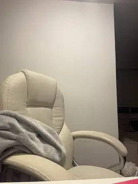 pamell col online show from 11/01/25, 02:40