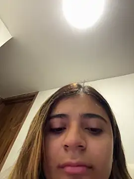 Snapshot of pamell_col chatting on 02/05/26, 10:33 pamell col online show from 02/05/26, 10:33