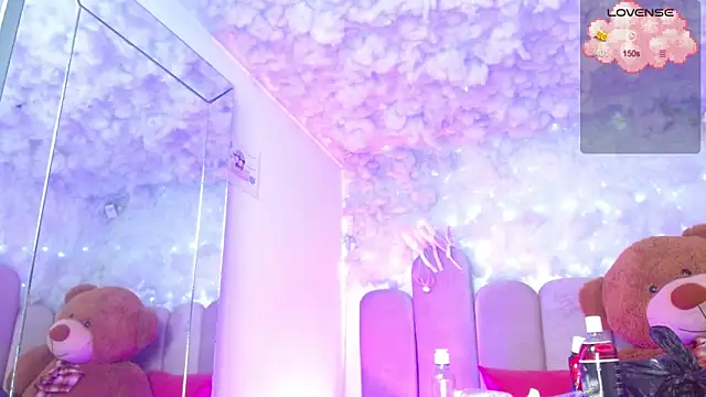 puca ebony online show from 12/22/25, 04:40