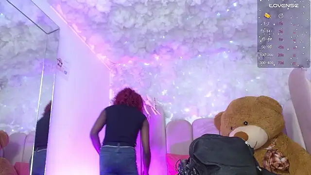 puca ebony online show from 11/13/25, 08:02