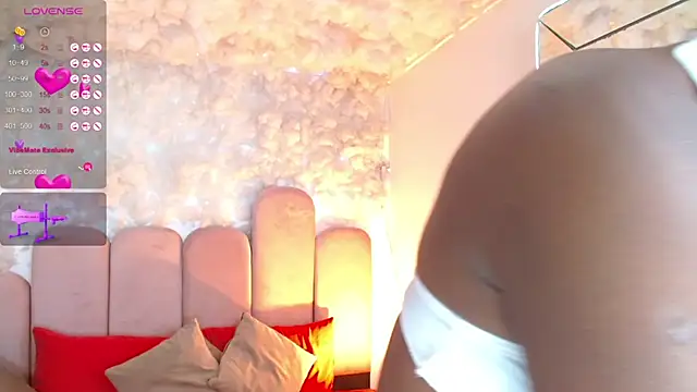 puca ebony online show from 04/14/26, 04:45