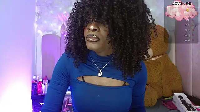 puca ebony online show from 12/19/25, 04:42