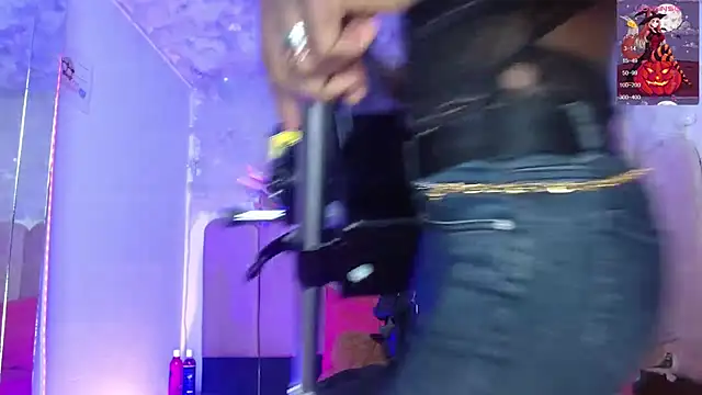 puca ebony online show from 10/27/25, 04:41