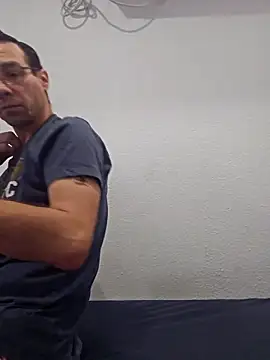 Iliketocooksquirt25 online show from 10/18/25, 10:34