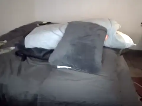 Iliketocooksquirt25 online show from 03/21/25, 12:28