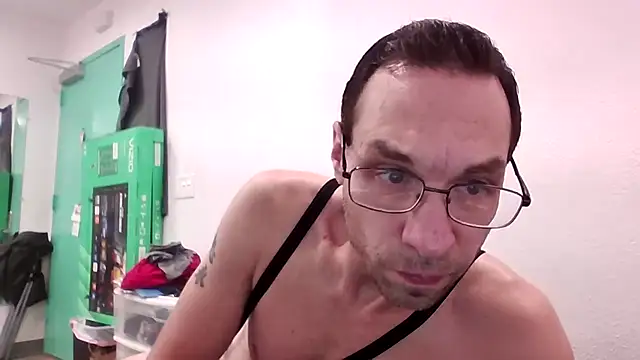 Iliketocooksquirt25 online show from 05/05/26, 11:52
