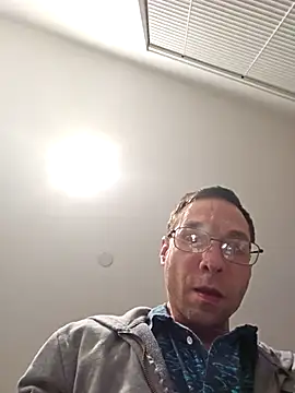 Iliketocooksquirt25 online show from 04/18/26, 06:05